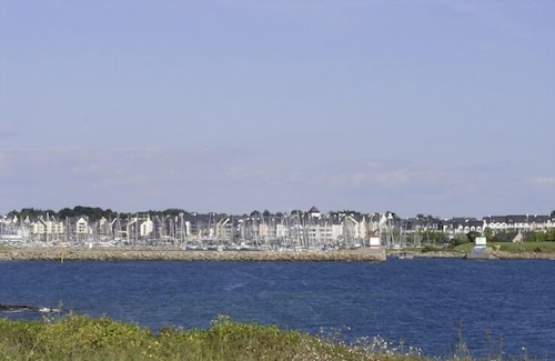 COMFORTABLE APPT 2 PIECES - ARZON- 100m from the beach