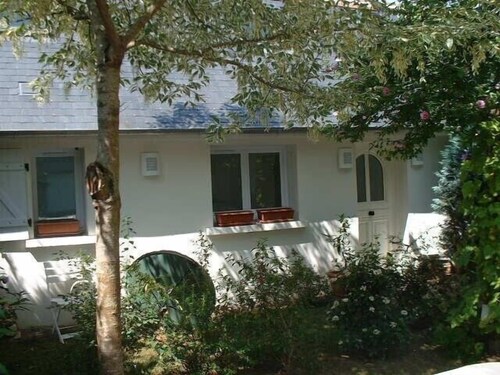 Haus und Garten in Tours, ruhig