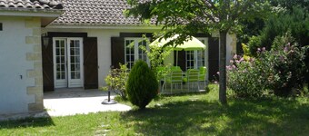 Nice house, ground floor, near the River Vézère, close to Eyzies and Bugue