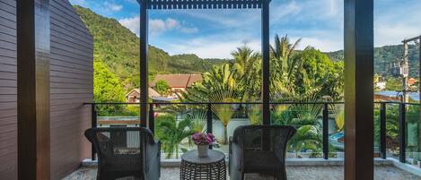 Maison Classique, 3 chambres, cuisine | Vue depuis le balcon