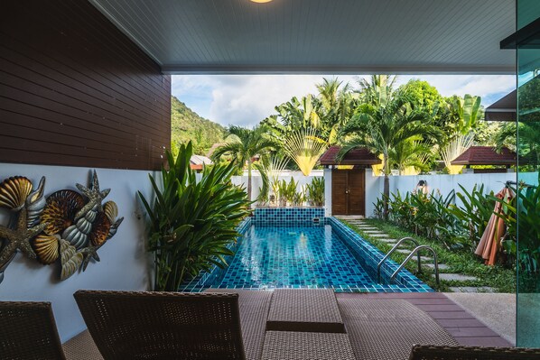 Outdoor pool - AP West by Lofty (Kamala)