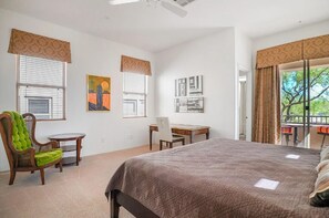 3 slaapkamers, een bureau, een strijkplank/strijkijzer, gratis wifi