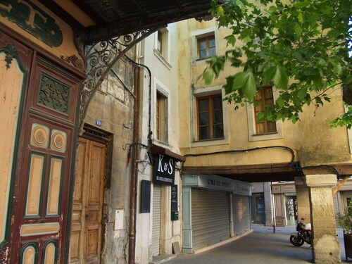 Maisonette-Wohnung im provenzalischen Stil im Herzen der Stadt