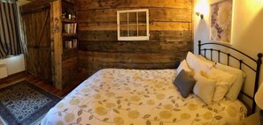 2 quartos, ferros/tábuas de passar roupa, Wi-Fi, roupa de cama