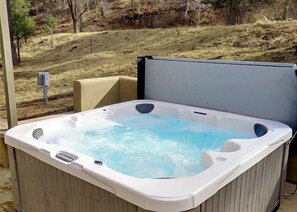 Baignoire à remous extérieure