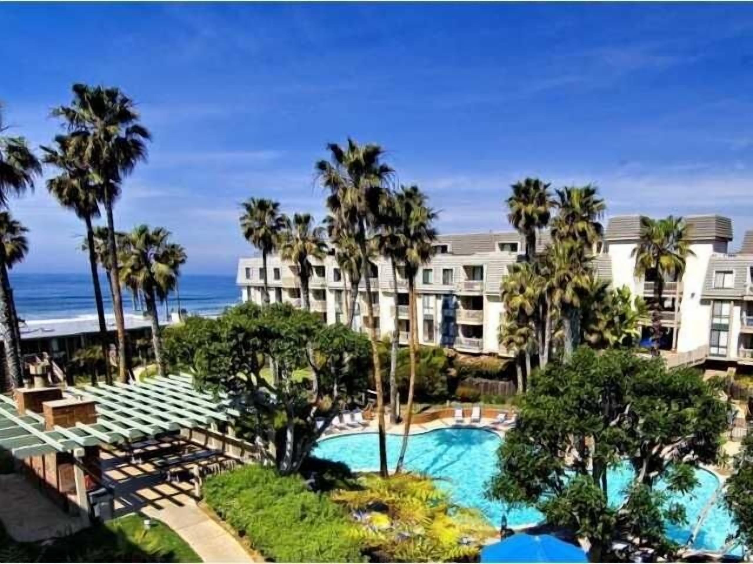 Tropical Garden View in Oceanfront Condo Resort