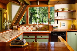 Refrigerador, horno, placa de cocina, lavavajillas