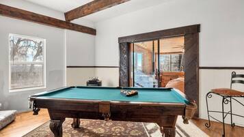 Spielezimmer
