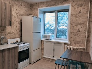 City Apartment, 1 Double Bed with Sofa bed, Non Smoking | Private kitchen - Apartment Volodarskogo 55 (Yaroslavl)