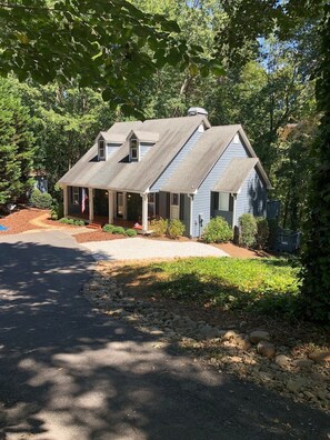 Exterior - Admiral's Cocktail Cove Lake Lanier (Gainesville)