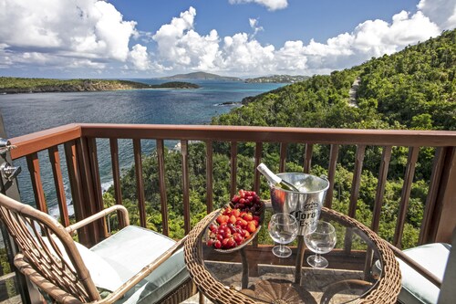 Pelican Way Villas,  Family Fun Villa. Ask about our Remote Work monthly plans.