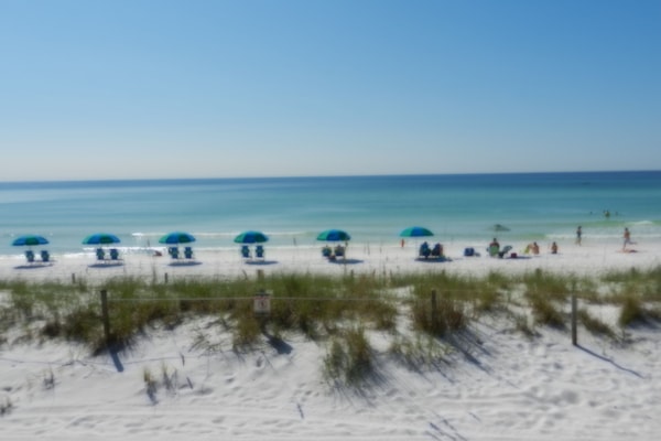 Platja a a prop i gandules de platja