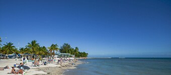 Key West Dreamin' - Private Pool Steps Off Duval