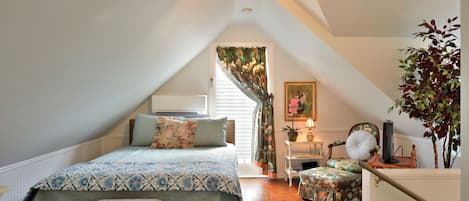 4 soverom, skrivebord, strykejern/-brett og wi-fi (inkludert)