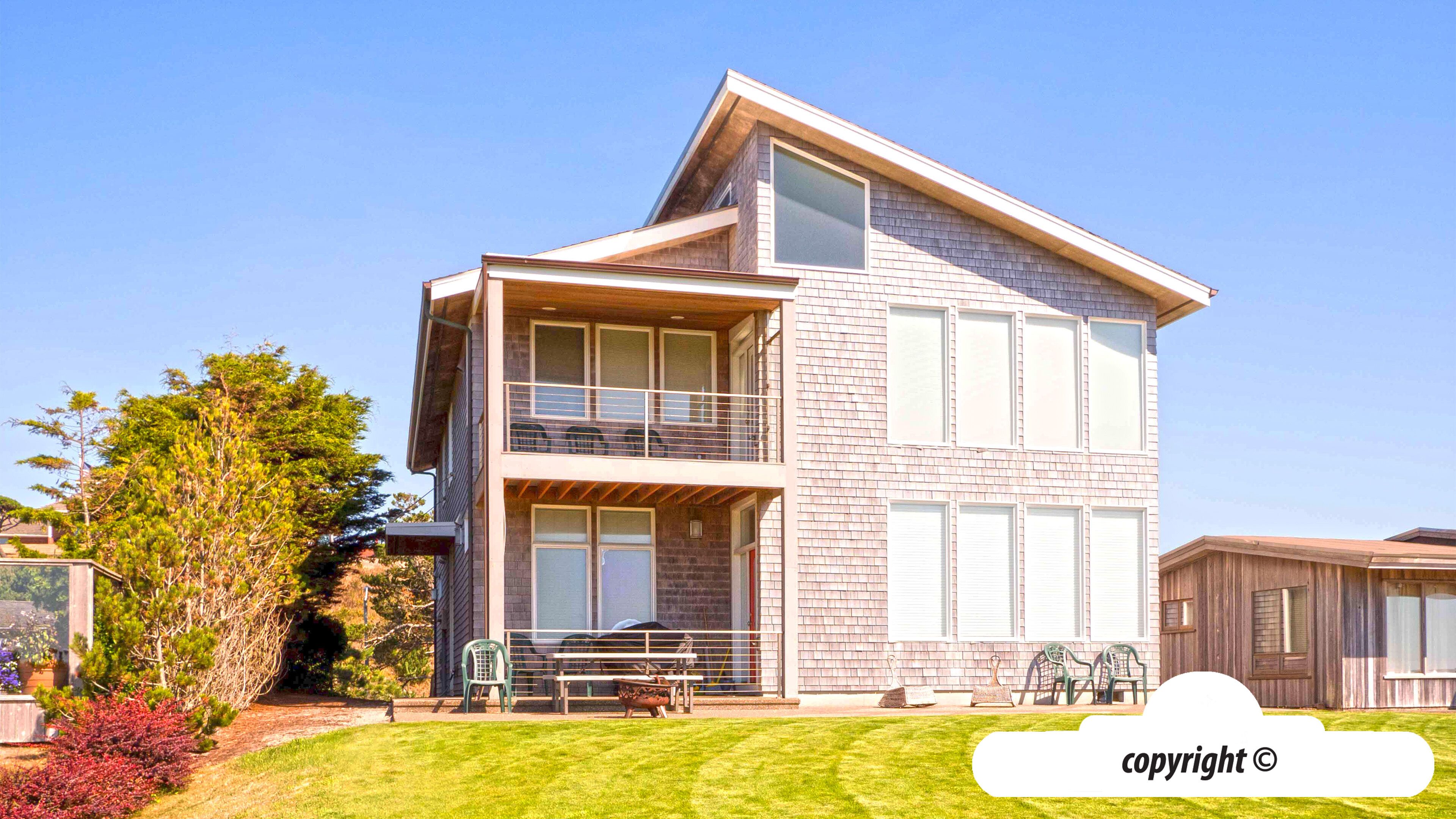 OCEAN FRONT: MODERN MARVEL: Seaside Vacation Homes, Inc Managed Property