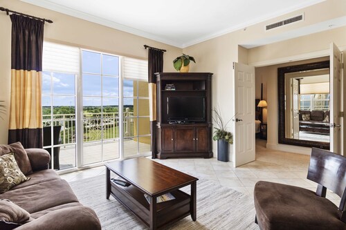 Ave Maria Condo - Walking Distance from Ave Maria University and Church!