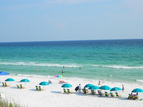 Yksityinen pääsy rannalle Persianlahden edessä!