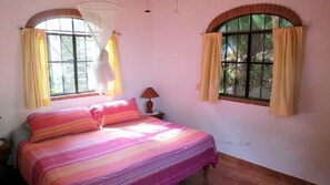 1 chambre, coffres-forts dans les chambres, Wi-Fi gratuit, draps fournis