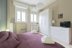 1 chambre, fer et planche à repasser, Wi-Fi, draps fournis