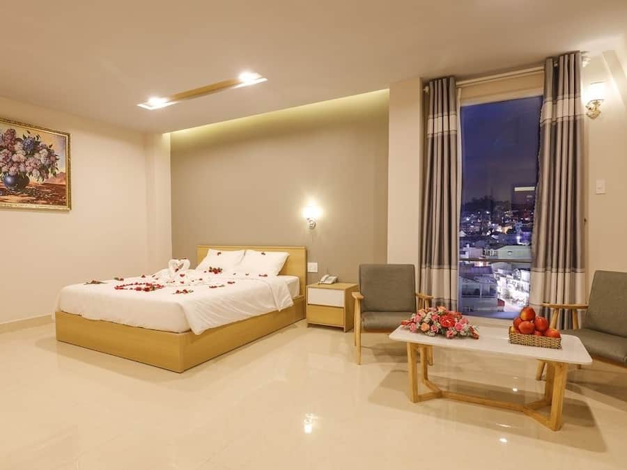 VIP Room | In-room safe, desk, rollaway beds
