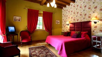 5 Schlafzimmer, BĂŒgeleisen/BĂŒgelbrett, Reisekinderbett, WLAN
