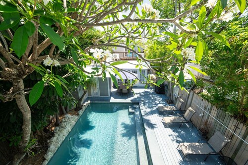 Pavilion Villa – A Key West Private Paradise 1 Block Off Duval w Pool