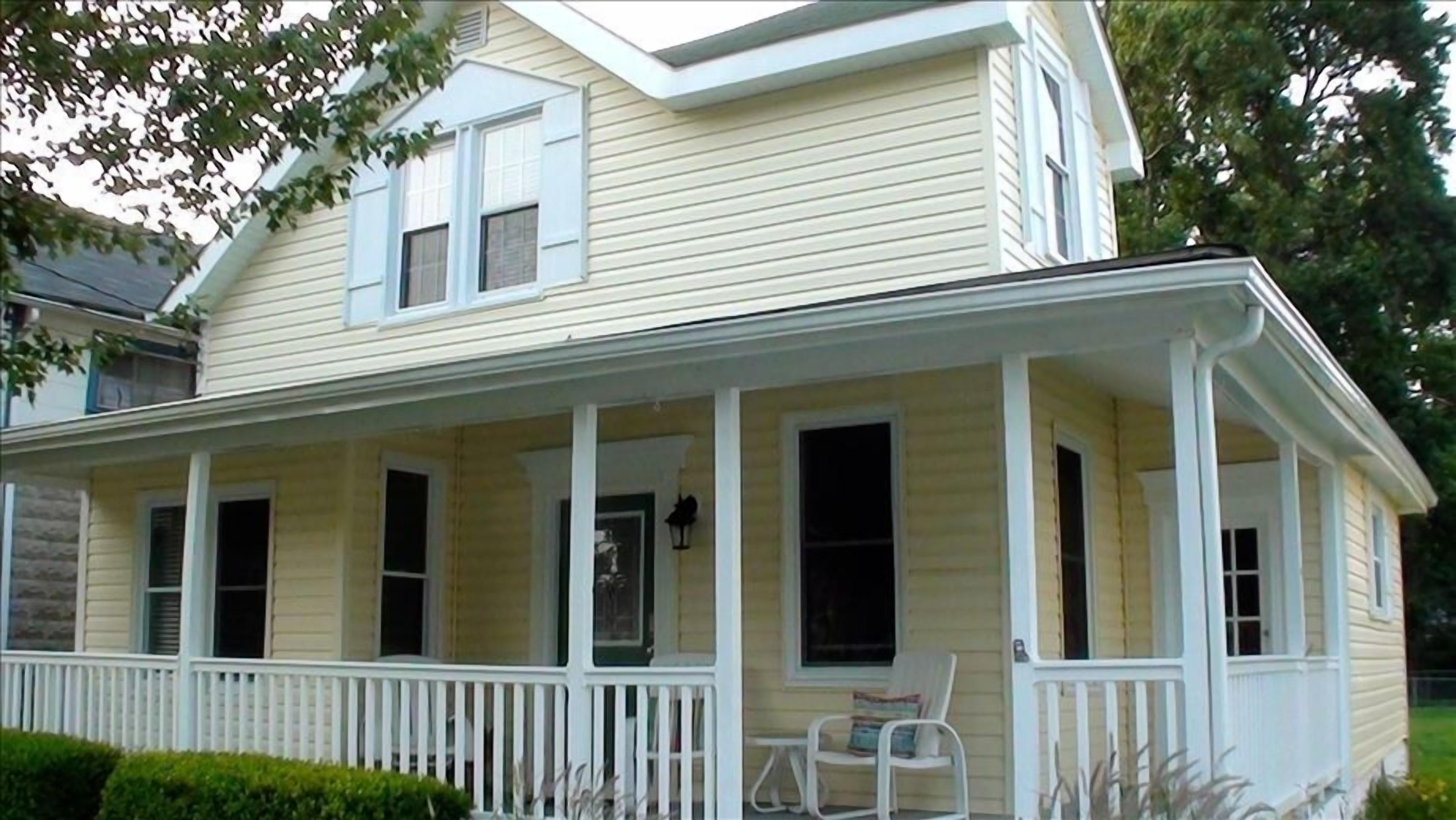 BeachWalk Cottage  - Charm by the Chesapeake Bay