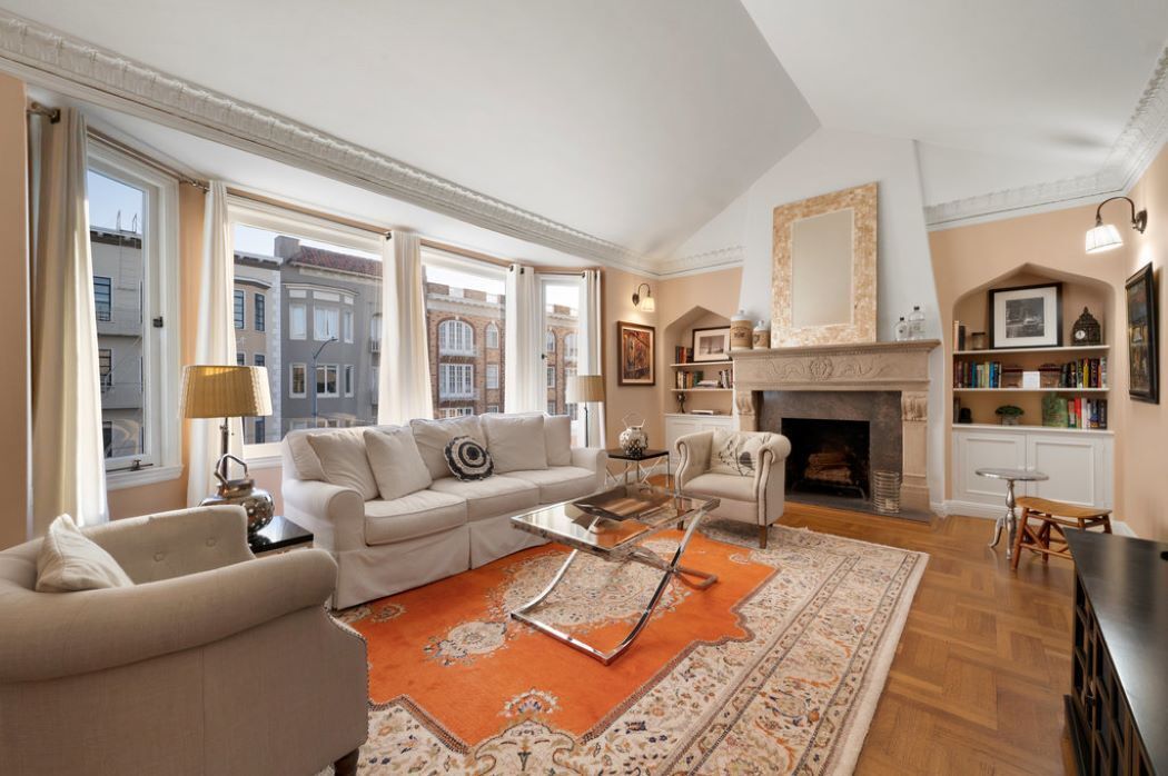 Luxury upper flat Marina private condo, 1 block from Bay