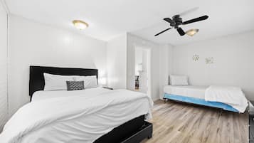 3 dormitoris, caixa forta a l'habitació i escriptori