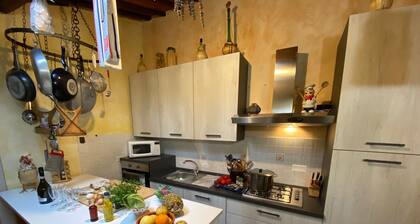 Aito Chiantin maalaistalo Firenzen ja Sienan välissä