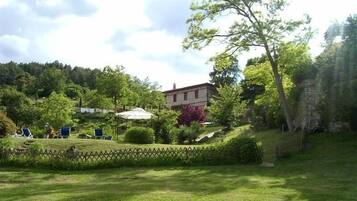 Enceinte de lâhĂ©bergement