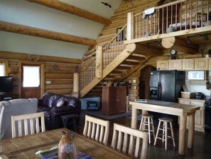 Televisión y chimenea 