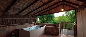 Karhandla Farm and Resort