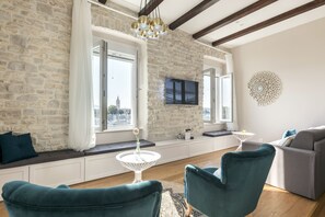 Superior Apartment, 1 King Bed with Sofa bed, Non Smoking | Living area | Smart TV, video-game console - Magic View Apartments (Zadar)