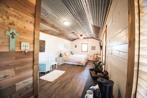 1 chambre, literie fournie