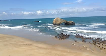 Vue fantastique sur l'océan, au coeur de Biarritz.