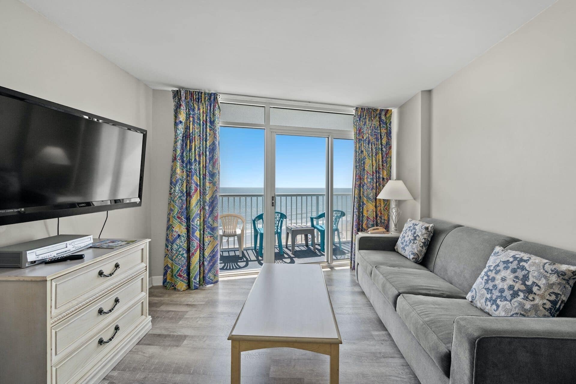 RR - 11th Floor Condo, Oceanfront. Pools, Free WiFi. | Sea Watch N - 1105
