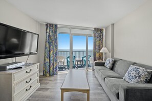 TV a schermo piatto, lettore DVD