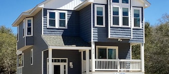 INCREDIBILE NUOVO 4BR BEACH HOUSE-Posizione perfetta-Keyless Entry-Hot Tub-Vollyball Ct