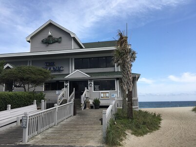 Ocean Front Condo!!! What a Grand View