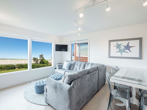 OCEAN FRONT: BEACHTOPIA North:  Seaside Vacation Homes, Inc Managed 