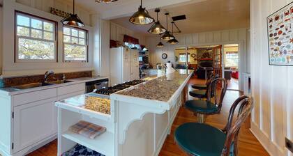 Meri-merinäköala: MCCORMICK MANSION: Seaside Vacation Homes, Inc