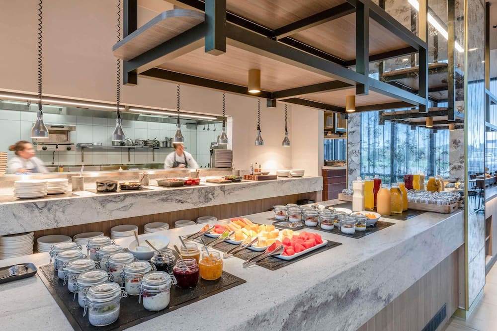 Mantra Melbourne Epping