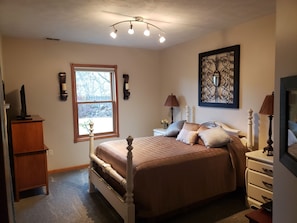 4 Schlafzimmer, Schreibtisch, Bügeleisen/Bügelbrett, WLAN