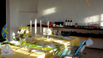 Banquet hall