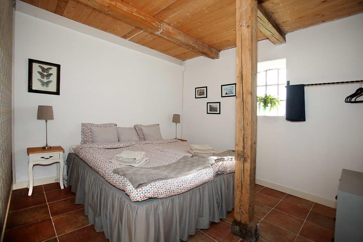 Double Room, Shared Bathroom, Ground Floor (Rio de Janeiro) | Cribs (surcharge), rollaway beds (surcharge), WiFi (free), bed sheets