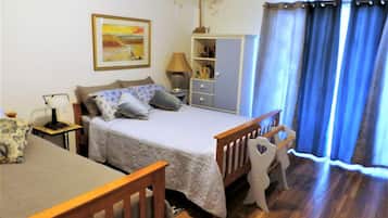 2 bedrooms, free WiFi, bed sheets, wheelchair access