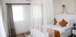 Villa | 3 bedrooms, in-room safe, iron/ironing board, bed sheets - Villa Ihlamur (Ula)