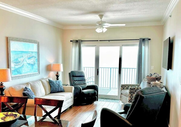 Smart TV, DVD player, video library