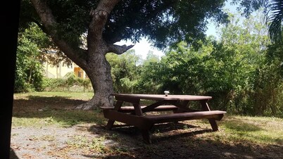 STUDIO APT. a/c - stable wifi - filtered tap water - 5 min. to the boardwalk
